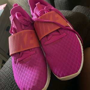 Women’s Nike Renew In-Season TR 9 🎉 Brand new pink running sneakers size 8